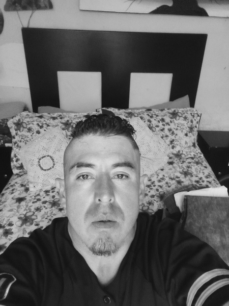 Hombre Separado de  Tonal, Beto 23