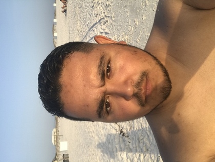 Hombre Soltero de  Otra Ciudad- Extranjero, Castaneda1990