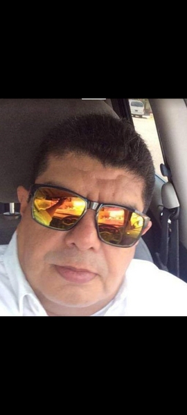 Hombre Divorciado de  Guadalajara, Hombreamoroso