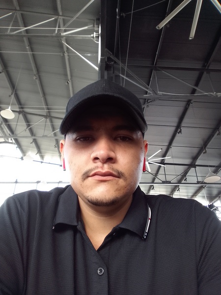 Hombre Soltero de  Guadalajara, Edgar3329497766