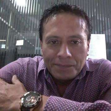 Hombre Divorciado de  Guadalajara, Luis TL