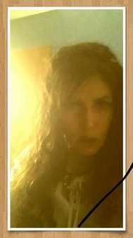 Mujer Separada de  Tonal, hojita61