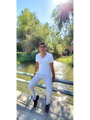 Hombre Soltero de  Tlaquepaque, Leonel73737